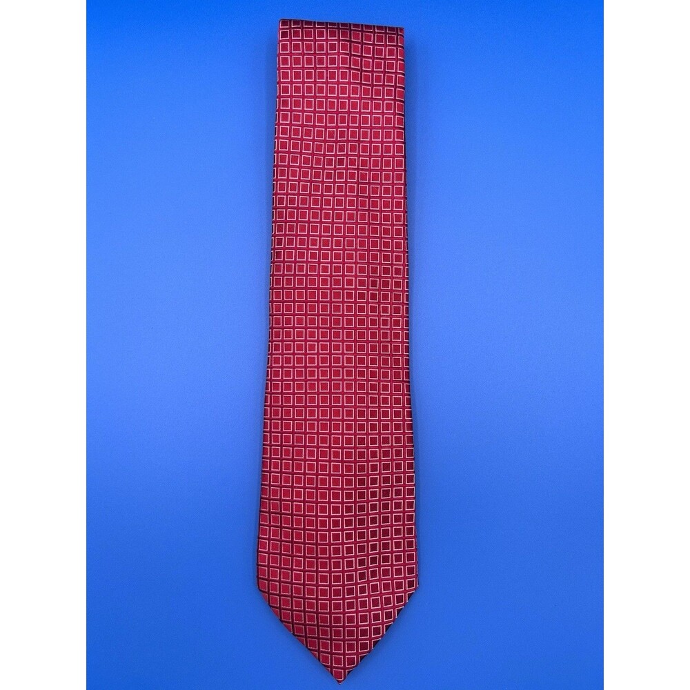 DONALD TRUMP Neck Tie Signature Collection 100% SILK 3.25” X 58” RED Geometric